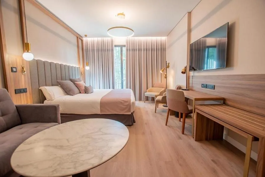 Giralda Center Hotel Seville