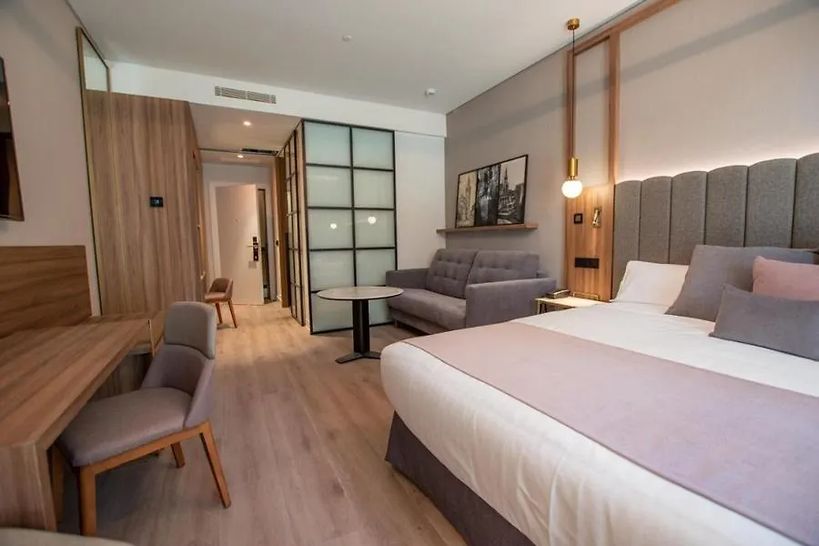 Giralda Center Hotel Seville